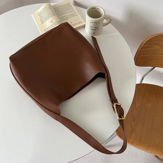Kim Shoulder Bag